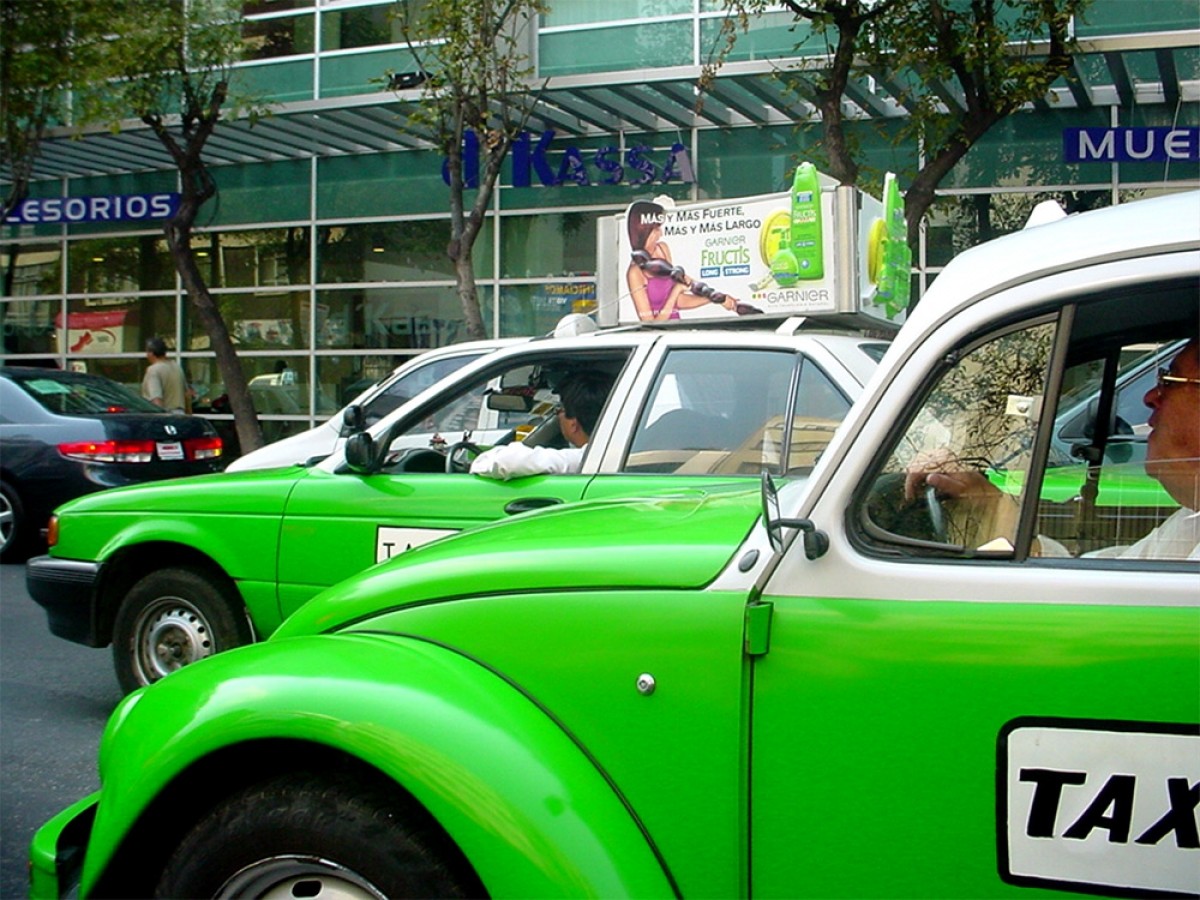 Túró Rudi és a latin lányok feneke - Egy magyar taxis tűnődései Mexikóvárosban
