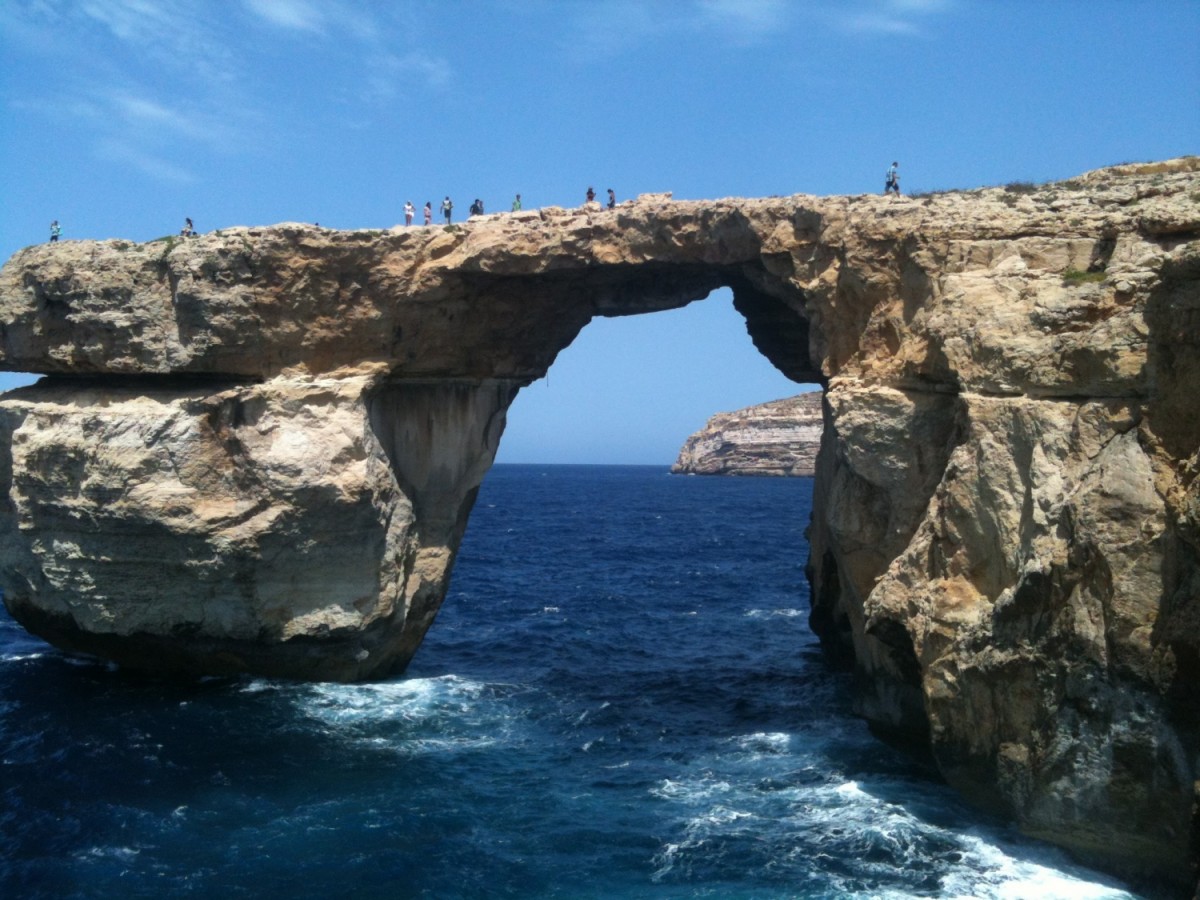 Egy turistalátványossággal kevesebb - elpusztult a máltai Azúr Ablak